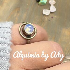 RAINBOW MOONSTONE SILVER RING